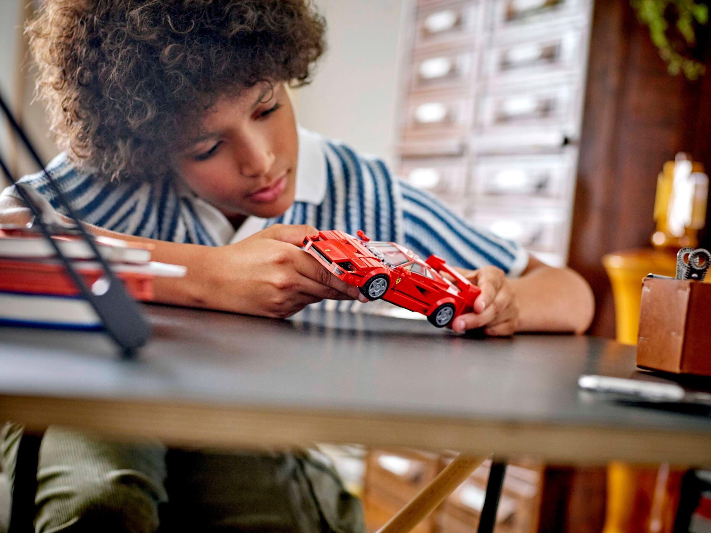 Ferrari F40 Supercar (76934) – $22 | Image 4