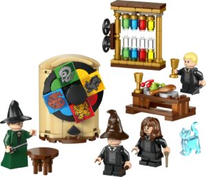 EXPIRED – Hogwarts Castle: Sorting Hat Ceremony (76460)