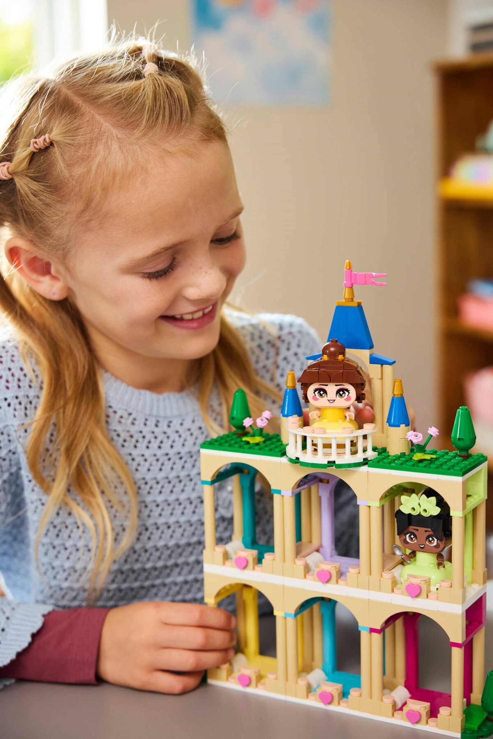 Mini Belle & Tiana with Castle (43291) – $27.99 | Image 4