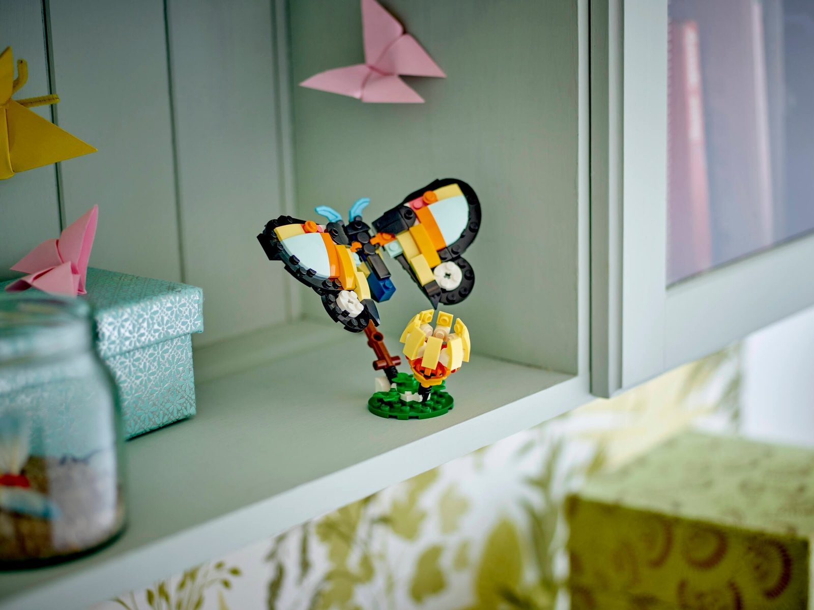 Wild Animals: Tropical Toucan (31173) – $9.99 | Image 5
