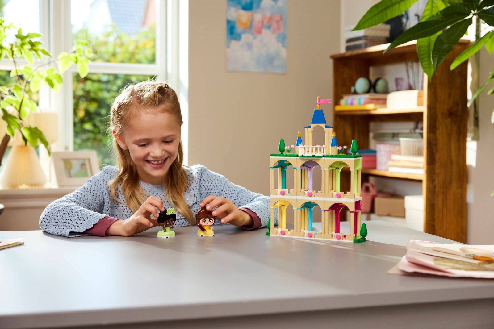 Mini Belle & Tiana with Castle (43291) – $27.99 | Image 5