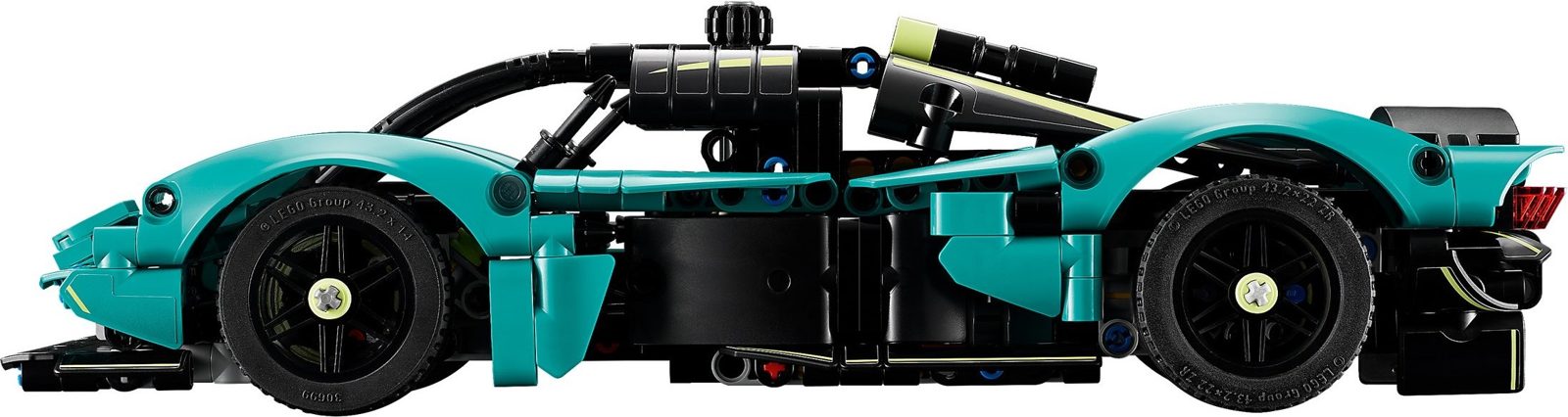 Aston Martin Valkyrie (42208) – $32 | Image 8