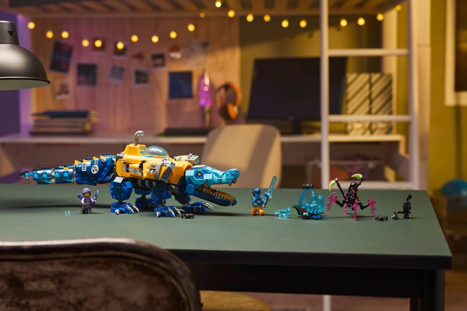 Crocodile Submarine (71512) – $41.99 | Image 8